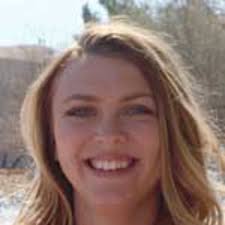 Carolyn Fisk's Instagram, Twitter & Facebook