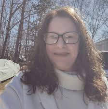 Does Dollywood have smoking sections?