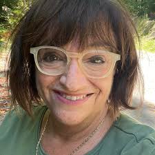 Accessible island views and restaurants with ramp access