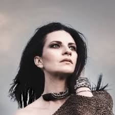 Naomi Stern (@NaoStern)