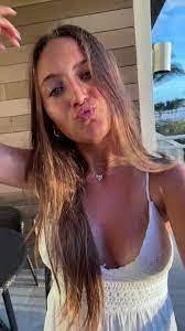 Olivia Buettner's Instagram, Twitter & Facebook