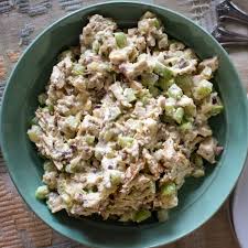 How many calories inoporto chicken salad with mayo. Classic Pineapple Chicken Salad