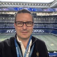 3400+ "(bednarczyk)" profiles