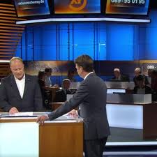 Modsquad helps keep your online community happy and healthy. Aktenzeichen Xy Ungelost Uberfall Auf 89 Jahrige Schleswigerin Neue Hinweise Nach Fernsehsendung Shz De
