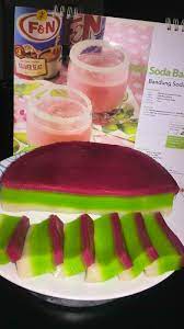 Kuih paling senang buat inilah dia. Namakucella Resipi Kuih Lapis Tepung Ubi Yang Sangat Sedap