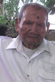 Efren Lemus: "Me tocó cuidar muertos en la masacre de 1932"