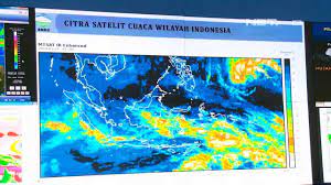 Bmkg mengatakan bahwa pada daerah sumatera barat diperkirakan akan mengalami kenaikan intensitas hujan sedang hingga lebat. Net 17 Prakiraan Cuaca Bmkg Di Wilayah Jakarta Youtube