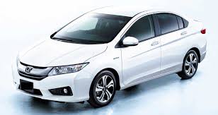 It came three years ago, but there was already a facelift which included several changes. Honda Grace Hybrid 2015 Price Specifications Overview Fairwheels