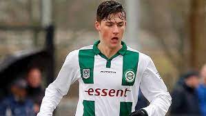 Lewandowski completes his perfect hat trick vs. 11 Facts On New Caltex Socceroo Ajdin Hrustic Myfootball