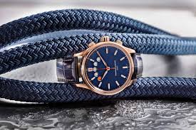 The start line is defined by an imaginary line drawn between two buoys. Introducing The Frederique Constant Yacht Timer Collection Worn Wound