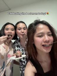 Introducing my mom na kinakatacute-an ni shim jkHAHAHA 😭 She is our n...