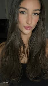 Szonja Stollar : r/PrettyGirls