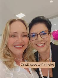 Hoje fechei a agenda e vim participar da 3ª edição da Conferência Linda por  Dentro e por Fora, evento maravilhoso idealizado pela Dra Sara Dutra! . Foi  um dia repleto de experiências