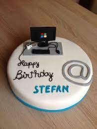 Computer cake computer laptop cakes for teenagers pastries images anti gravity cake pink cake box dad cake chocolate fudge cake just cakes. 9 Computer Cake Ideas Computer Cake Cake Fondant Cakes