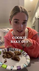 Chocolate chip cookie bake off!!! #chocolatechipcookies #cookiereview  #cookiecoffeetime #foodreview #foodfreedom