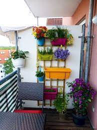 Awesome 80 Beautiful And Cozy Apartment Balcony Decor Ideas Https Decorapatio Com 2017 06 10 Beautiful Small Balcony Garden Balcony Decor Balcony Furniture