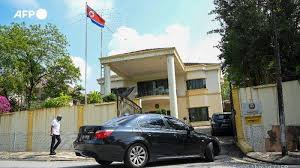 A.s komited terhadap kerjasama kesihatan awam dengan malaysia. Korea Utara Tutup Kedutaan Di Malaysia Diplomatnya Langsung Pulang Kampung Tribun Batam