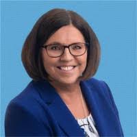 Lindsay Cota's Instagram, Twitter & Facebook