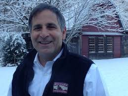 Lisa Verrochi's Instagram, Twitter & Facebook