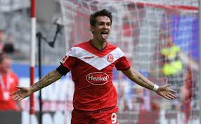 Benito raman fortuna düsseldorf schalke 04 s04 f95 tore vorlagen dribbling skill skills goal goals assist assists amazing. Benito Raman Scores Right From The Debut In The Bundesliga