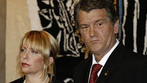 Жена — кравчук антонина михайловна (в дев. Skromnica Kandidat Nauk Amerikanka Kem Byli Pervye Ledi Ukrainy