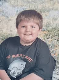 Deanna Muncy's Instagram, Twitter & Facebook