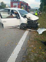 Maybe you would like to learn more about one of these? Hati Hati Bila Nak Beli Kereta Secondhand Kereta Dah Total Lost Tapi Dijual Di Mudah Siap Claim Free Accident The Reporter