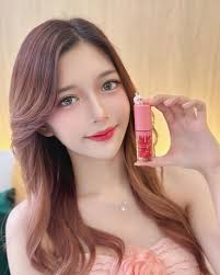 𝐀𝐬𝐡𝐥𝐞𝐲 𝐏𝐫𝐞𝐦𝐢𝐮𝐦 𝐂𝐨𝐬𝐦𝐞𝐭𝐢𝐜