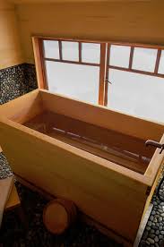 wooden bathtub, diy bathtub