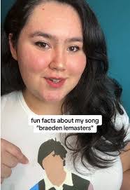 Summer Lester's Instagram, Twitter & Facebook