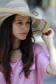 Elisa Correa's Instagram, Twitter & Facebook