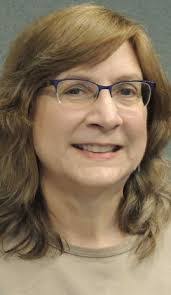 Lori Drummond's Instagram, Twitter & Facebook