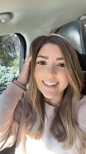 Forever wishing my hair would stay as cute & demur as @_jredddd makes it  look 🤌🏻💖💫 #hairgoals #brunette