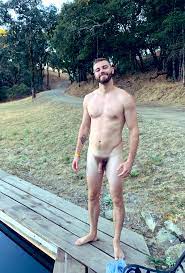 dekaNuk on X: RT @mike_arrow9: Who else loves being naked in the woods?  t.coSgYv7VOVvy  X