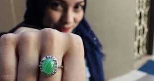 Check spelling or type a new query. Dulu Mahal Diburu Kini 15 Jenis Batu Akik Ini Diobral Pun Tak Laku