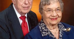 Veteran Huntington newscaster Bos Johnson dies