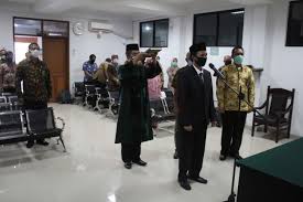 Ia menjelaskan, pegawai kpk yang tidak memenuhi syarat dalam twk tersebut terdiri atas berbagai jabatan dan lintas unit, mulai dari pengamanan, operator gedung, data entry, administrasi, spesialis, kepala bagian, kepala biro, direktur, hingga deputi. Sistem Pelantikan Pegawai Aset
