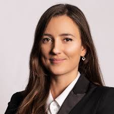 Lucile Muller's Instagram, Twitter & Facebook