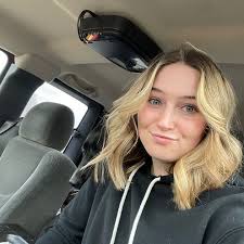 Nicole Gall (@nicole.gall22)