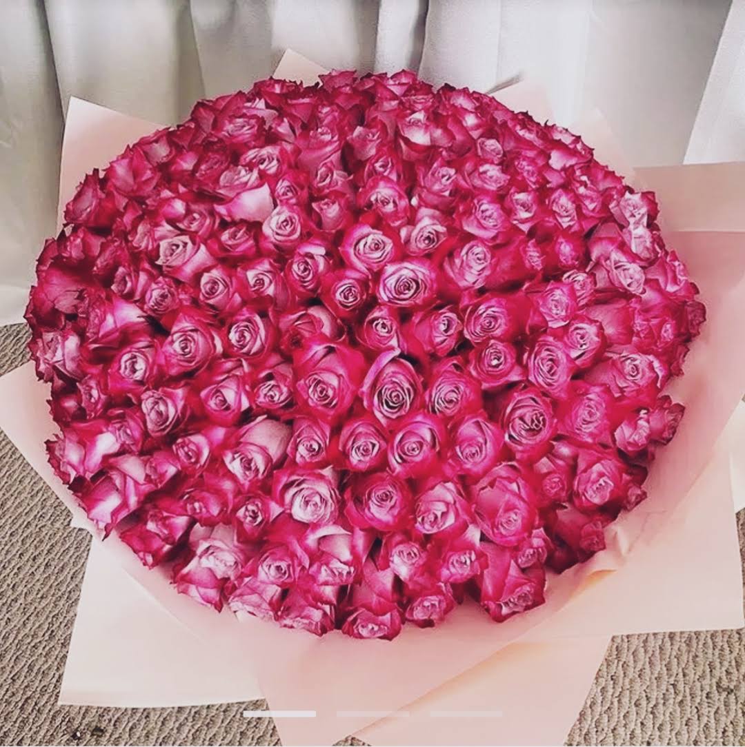 Pink Roses bouquet (200) product image