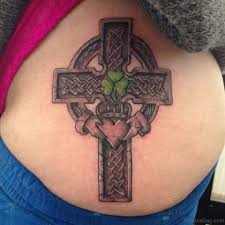 More images for claddagh tattoos designs » 31 Classic Waist Tattoos