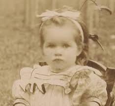 Gallery of photos and objects — A family saga