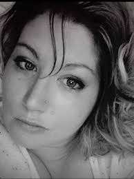 Nicole Wilber's Instagram, Twitter & Facebook