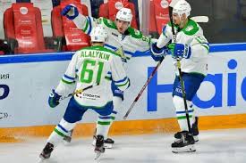 В составе гостей шайбы забили шакир мухамадуллин, джефф плэтт и петр хохряков. Hk Salavat Yulaev Sygraet V Gostyah U Sibiri Sport Aif Ufa