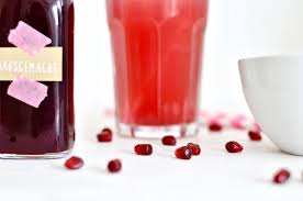 Granatapfel Sirup Von Fraulein Selbstgemacht Granatapfelsirup Rezepte Granatapfel Sirup