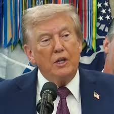 NFL Fans Had All Sort Of Things To Say About The Baltimore Ravens' New  Helmet For The 2024 Season READ MORE:  https://www.totalprosports.com/nfl/fans-had-all-sort-of-things-to-say-about-the-baltimore-ravens-new-helmet-for-the-2024-season/