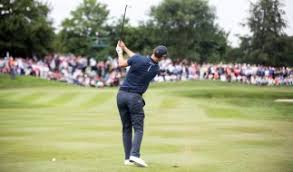 Brooks koepka is the philanthropist and humanitarian who is deeply concerned about the state of the world, for which he has great compassion and idealism. Unfall Beim Ryder Cup 2018 Augapfel Explodiert Frau Erblindet Nach Golfturnier News De