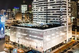 Planned property management owns and manages over 3,700 apartments in chicago's best neighborhoods. West Loop Chicago Luxury Apartments For Rent Arkadia West Loop