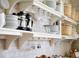 Friss Lakberendezesi Otletek Es Megfizetheto Butorok Minimalist Kitchen Design Kitchen Remodel Design Kitchen Cabinet Design