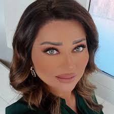 صباح الخير والبركة والسعادة عليكم.🙏💚 #كواليس_التسجيل #ميديا #استودیو  #الجزيرة #صور #ثقافات #اخلاقيات_العمل #تحديات #ارادة #مستقبل #انستغرام  #اعلاميات . . . #ربى_خليل